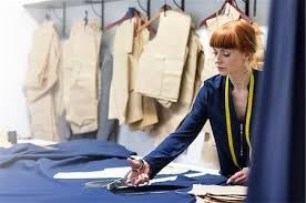ladies-dress-cutting-master-tailerstraching-workerhand-machine-embroidery-lyyz-rys-kng-masr-lyz-ylr-asyrchng-karygr-mshyn-aymrary-big-0