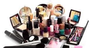 cosmetics-product-order-sales-taker-big-0